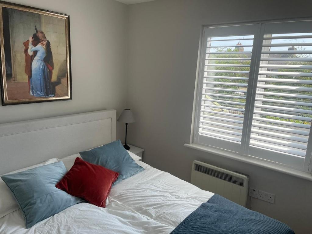 2 Bedroom House In Central Windsor - The Town Bagian luar foto